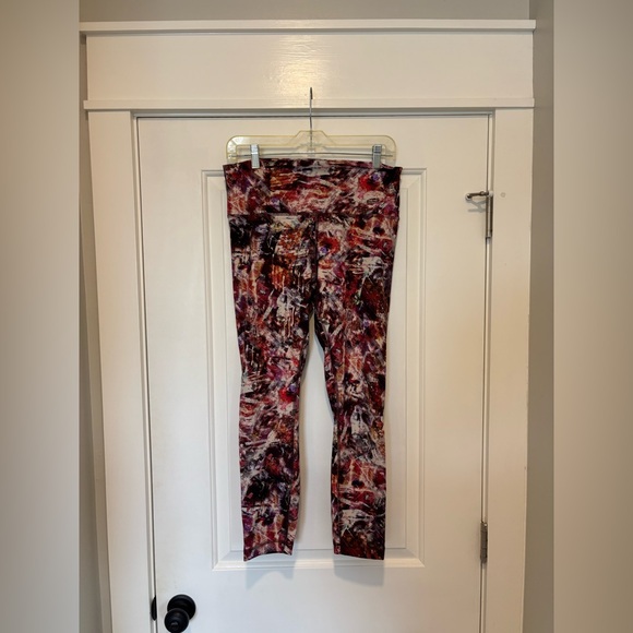 Lululemon - Wunder train High Rise Tight 25" in Urbantricity - Picture 2 of 9